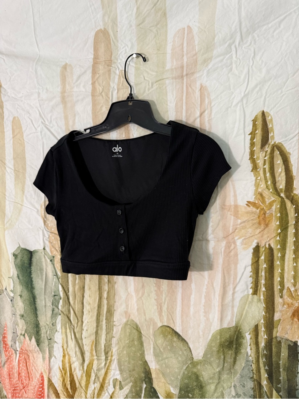 ALO Yoga Black Ribbed Button-Front Crop Top